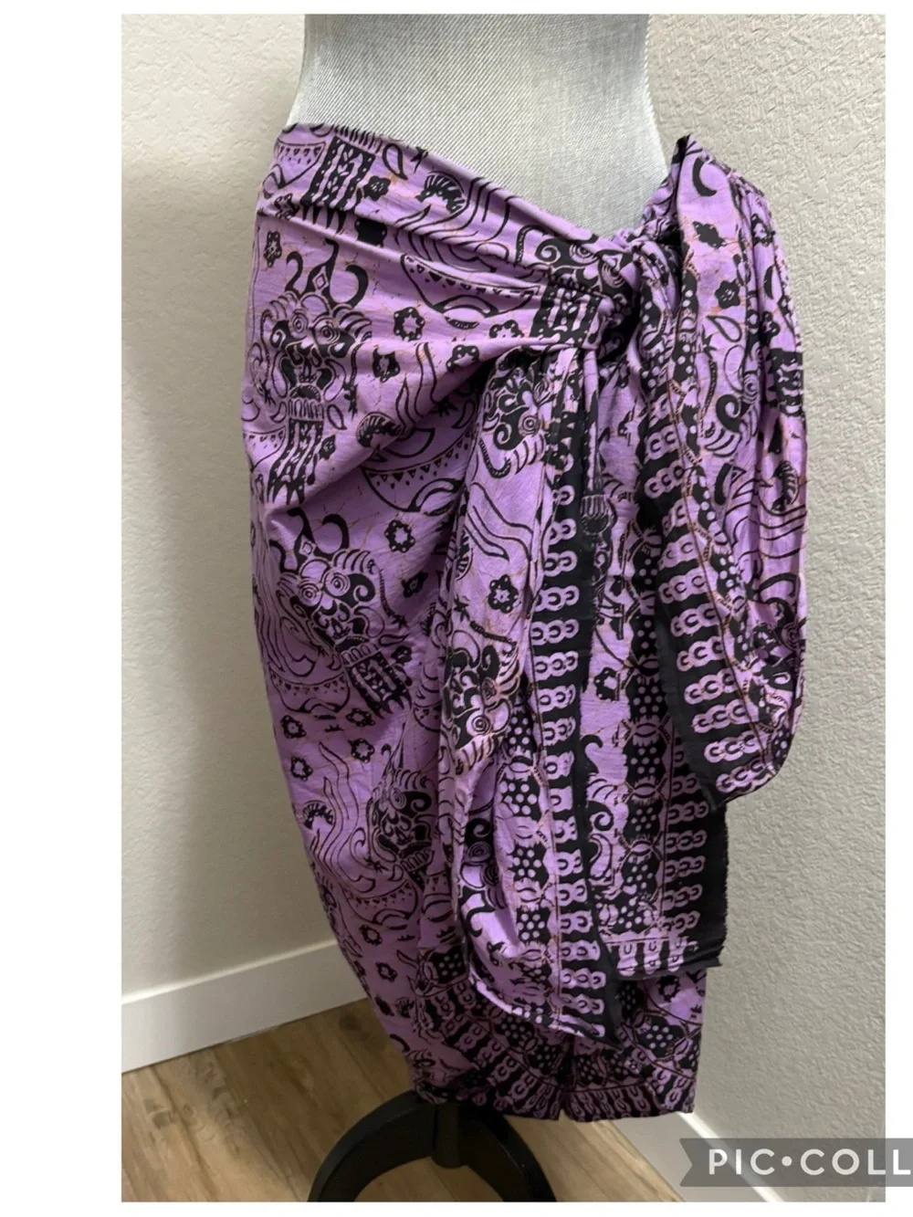 Purple Tropical Sarong Beach Cover Up Pareo Wrap 40 x 80